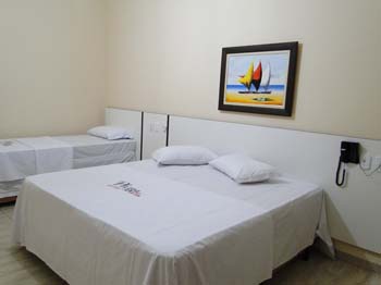 www.plazzahotelms.com.br